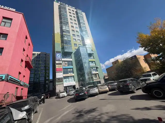 Жуковт центр апартмент 80 мкв 3 өрөө, Улаанбаатар — Баянзүрх — Зүүн 4 зам