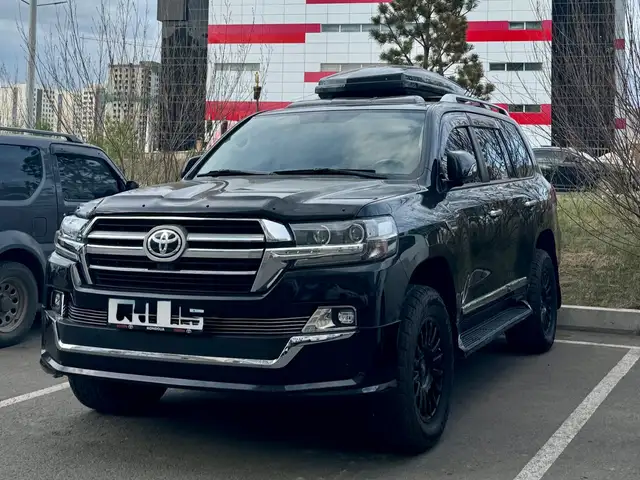 Toyota Land Cruiser 200