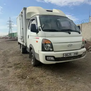 Hyundai Хөргөгчтэй, 2016, Улаанбаатар — Сонгинохайрхан — Авто худалдааны цогцолбор