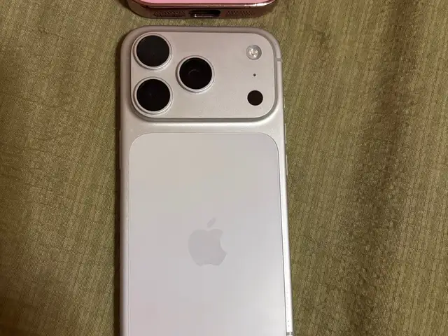 Apple iPhone 17 Pro, 256 gb, Улаанбаатар — Баянгол — Модны 2