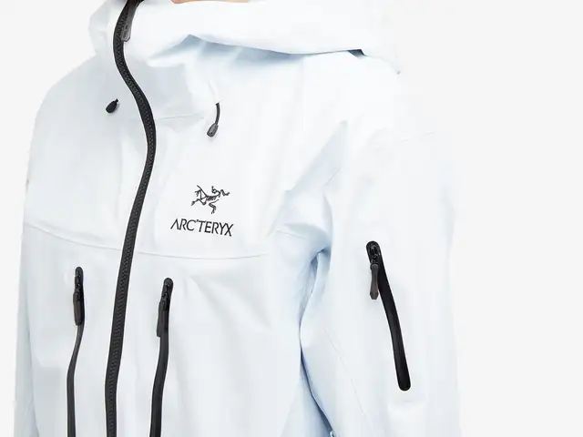 Arcteryx alpa sv orig l size, Улаанбаатар — Баянзүрх — 6-р хороо
