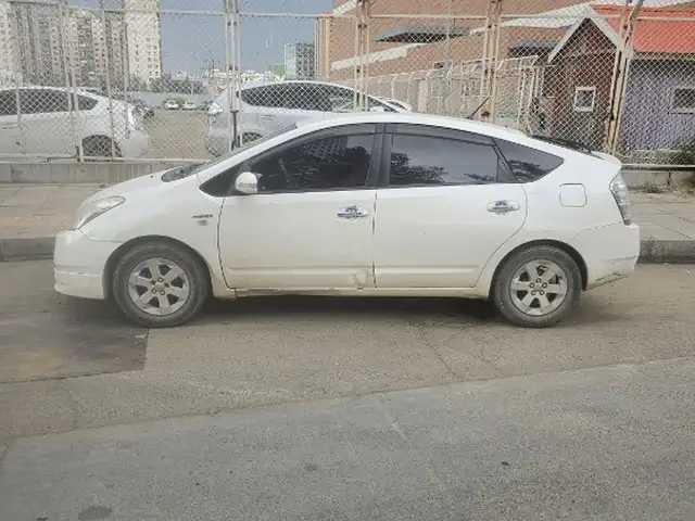 Toyota Prius 20