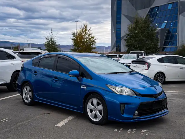Toyota Prius 30