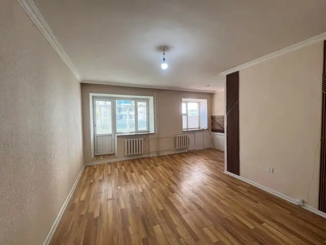Их дэлгүүрийн ард 2 өрөө орон сууц 40m2, Улаанбаатар — Чингэлтэй — 3-р хороо