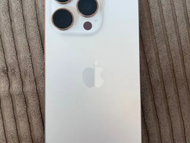 Apple iphone 16 Pro, 128 gb, Улаанбаатар — Сүхбаатар — 11-р хороолол