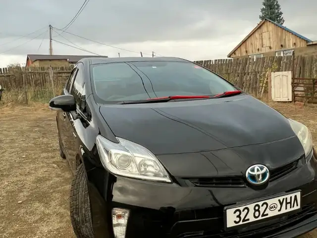 Toyota Prius 30
