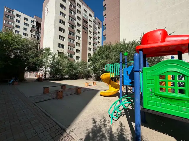 Төмөр замд дуплекс 3 өрөө 85мкв, Улаанбаатар — Баянгол — Төмөр зам