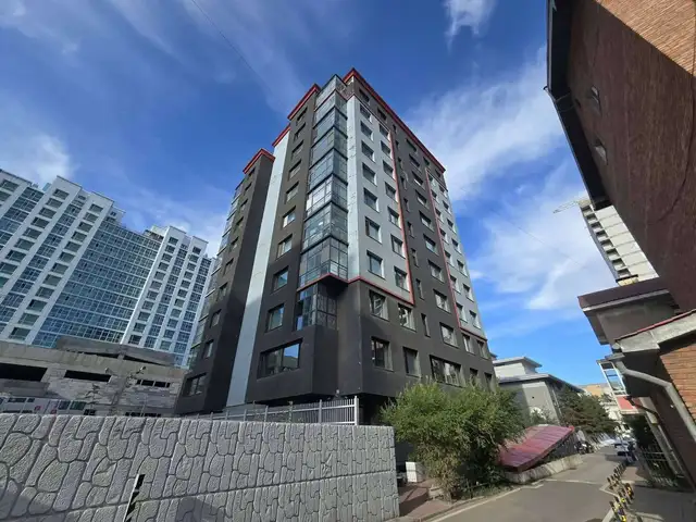 Бзд 3-р хороо чингис зочид буудлын урд senator apartment 60-р байр 119мкв 4 өрөө, Улаанбаатар — Баянзүрх — 3-р хороо
