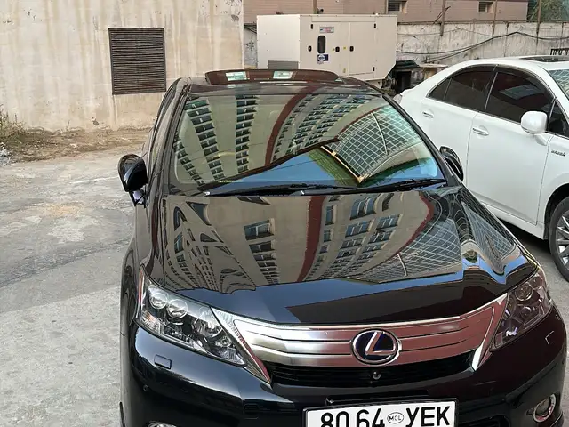 Lexus HS
