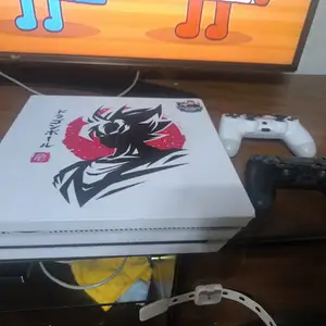 PS4 pro, Улаанбаатар — Чингэлтэй — 14-р хороо