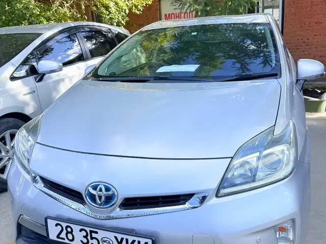 Toyota Prius 35