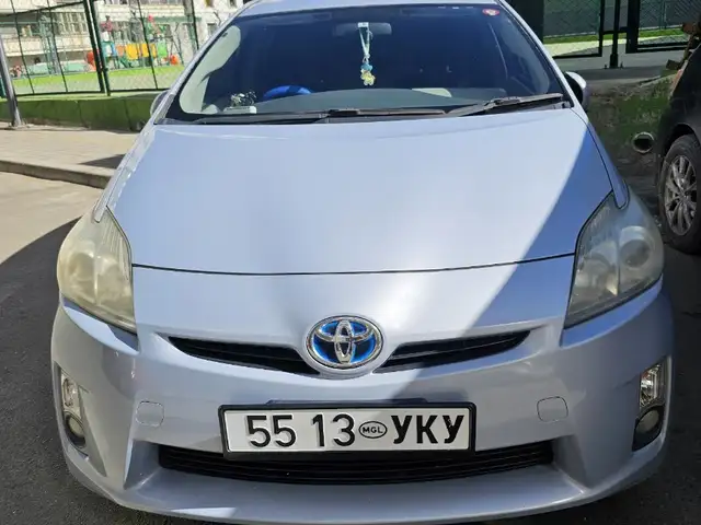 Toyota Prius 30