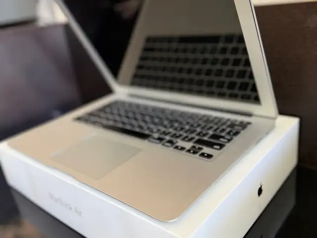 Apple 13", Intel Core i5, 8 GB RAM, 128 GB, Улаанбаатар — Баянзүрх — 13-р хороолол