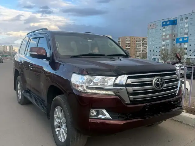 Toyota Land Cruiser 200