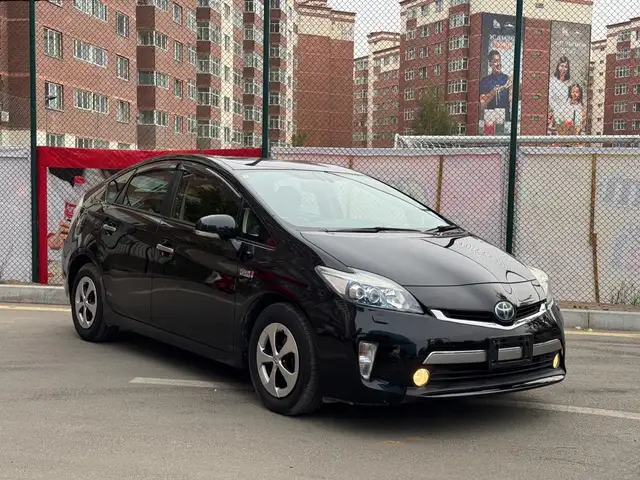 Toyota Prius 35