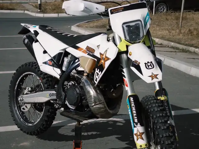Husqvarna te300, Улаанбаатар — Хан-Уул — 10-р хороо