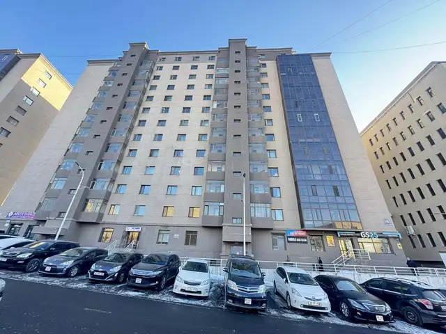 Хотын төвд энэрэл хотхонд 4 өрөө байр 165.0мкв, Улаанбаатар — Баянзүрх — Бөхийн Өргөө