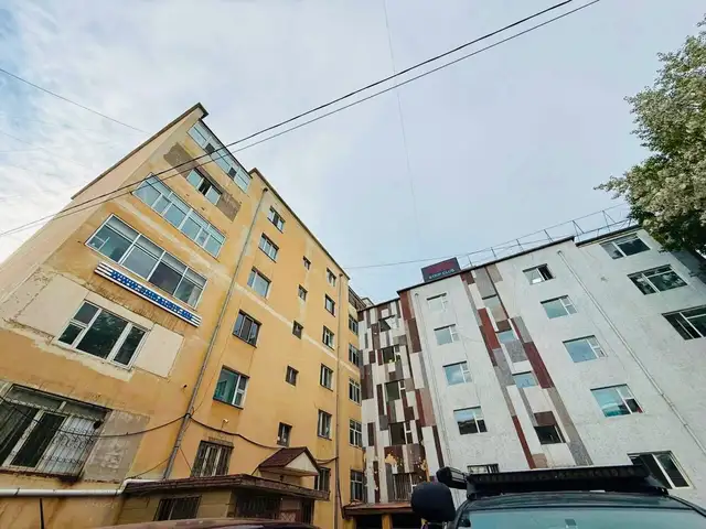 Чд, хүнсний 1-р дэлгүүрийн ард 88 мкв гал тогоо тусдаа 3 өрөө орон сууц, Улаанбаатар — Чингэлтэй — Хүнсний 1-р дэлгүүр