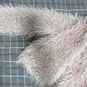 Bershka usleg /zuulun ygaan ungutei/, Улаанбаатар — Баянзүрх — 13-р хороолол