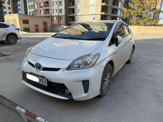 Toyota Prius 30