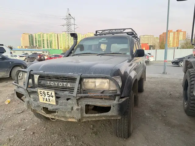 Toyota Land Cruiser 80