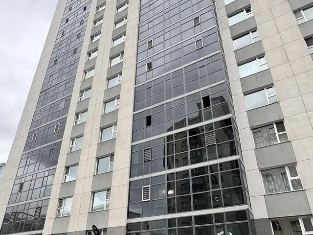 Худ хоме плаза баруун бүти таун 1 давхарын гадагш хаалгатай 61 мкв талбай, Улаанбаатар — Хан-Уул — 15-р хороо