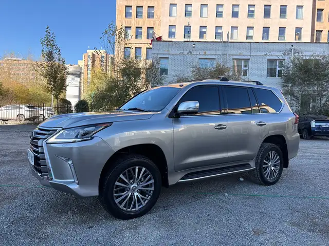 Lexus LX 570