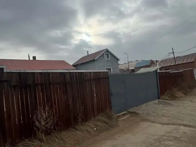 Дөрь-эхэд хашаа байшин, Улаанбаатар — Баянзүрх — 27-р хороо