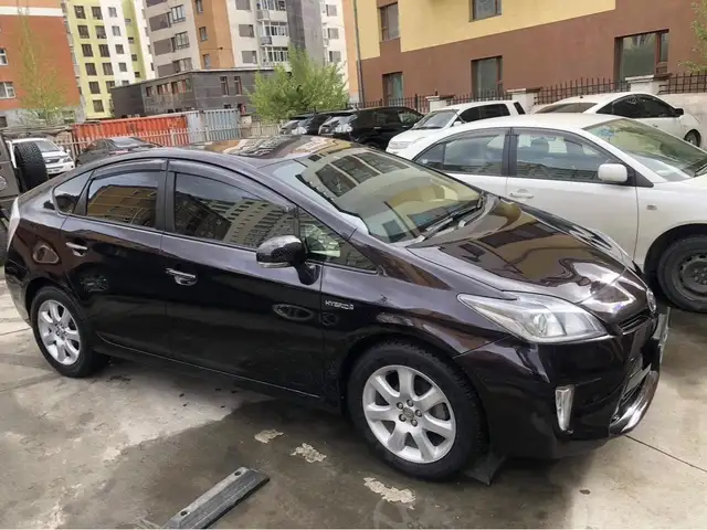 Toyota Prius 30