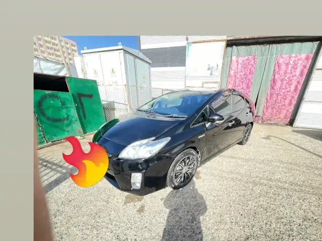 Toyota Prius 30
