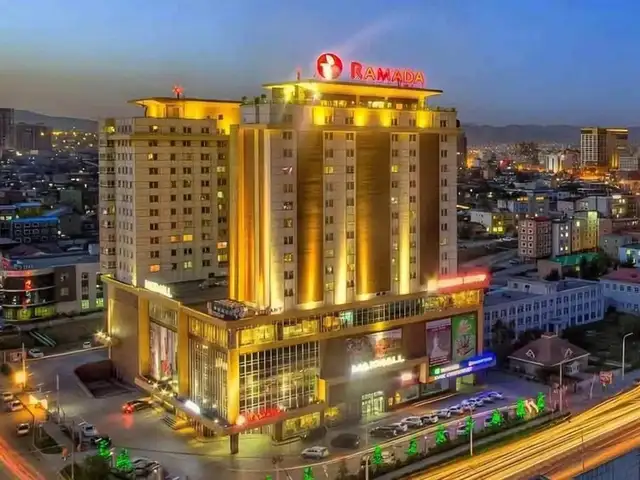 Max mall худалдааны төвд 55.2мкв үйлчилгээний талбай, Улаанбаатар — Баянгол — 16-р хороо
