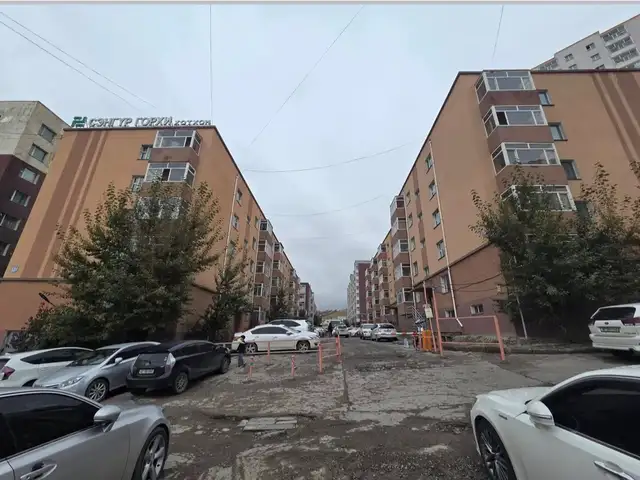 Жуковд сэнгүр горхи хотхонд 2 өрөө байр 38m2, Улаанбаатар — Баянзүрх — 5-р хороо