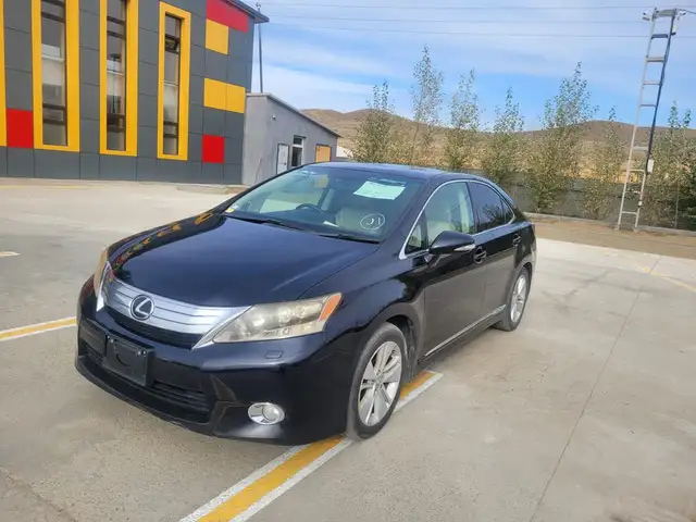 Lexus HS