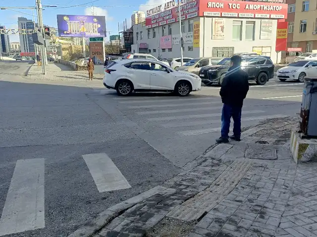 Худ, үйлчилгээниий талбай 176мкв, Улаанбаатар — Хан-Уул — 3-р хороо