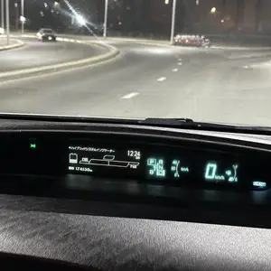 Toyota Prius 30