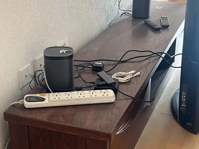 Мөлхөө тавилга, Улаанбаатар — Сүхбаатар — 1-р хороо