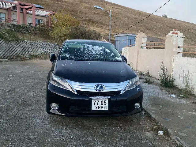Lexus HS