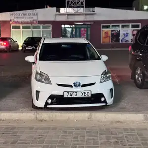 Toyota Prius 30