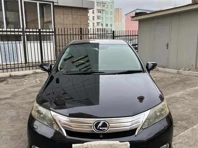 Lexus HS