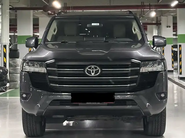 Toyota Land Cruiser 300