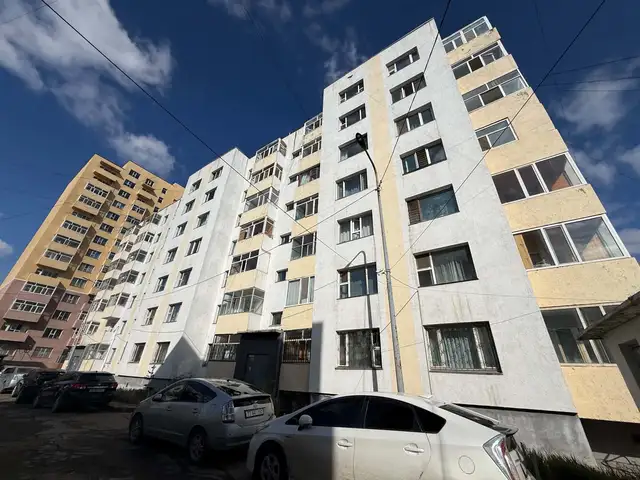 Чд суис-ын хажууд хотын төвд 2 өрөөг 3 өрөө болгосон 52м2 байр, Улаанбаатар — Чингэлтэй — 6-р хороолол
