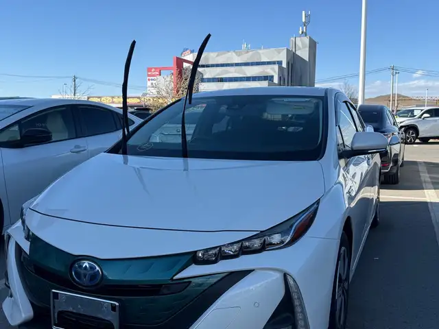 Toyota Prius PRIME 52