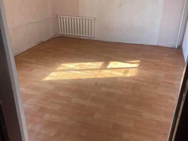 Бөмбөгөрт нийтийн байранд өрөө, Улаанбаатар — Баянгол — Гандан