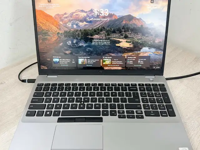 Dell 15.6", Intel Core i5, 8 GB RAM, 512 GB, Улаанбаатар — Сүхбаатар — Бага тойрог