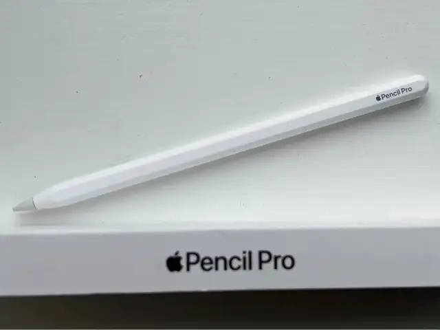 Original apple pencil pro + 1 запас хошуу, Улаанбаатар — Баянзүрх — Натур худалдааны төв