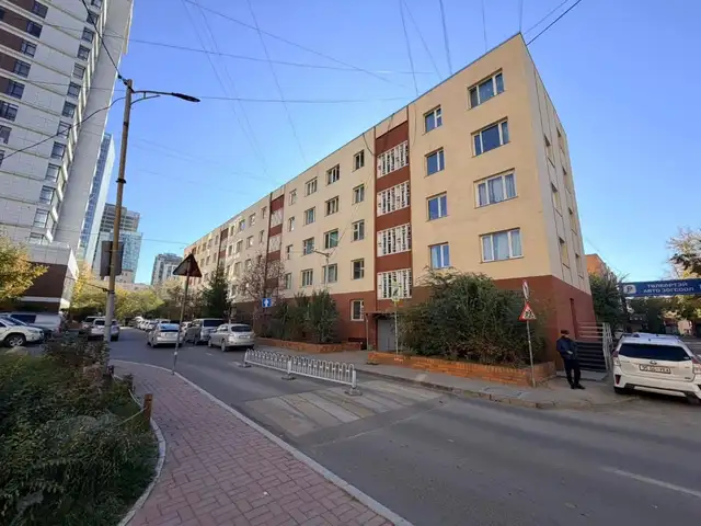220мянгат-д гал тогоо тусдаа 2 өрөө байр 50м2, Улаанбаатар — Сүхбаатар — 1-р хороо