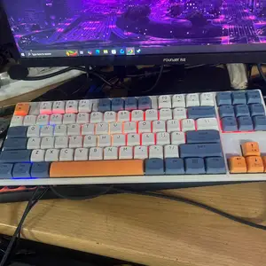 Keyboard, Улаанбаатар — Баянгол — 6-р бичил