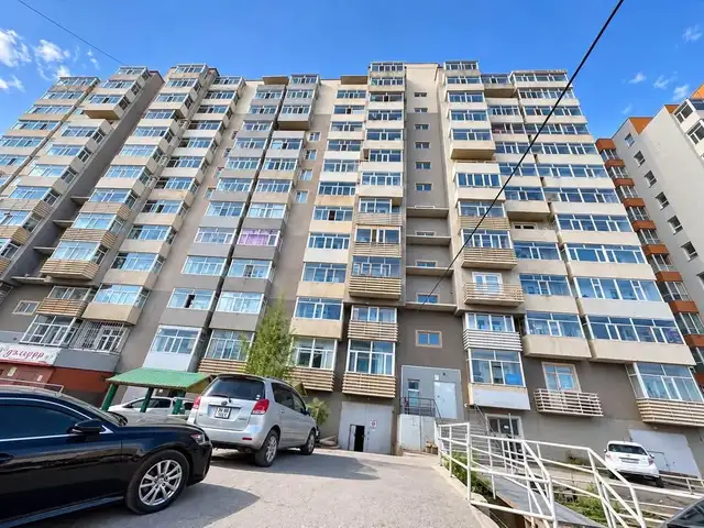 Хаан хотхонд 3 өрөө орон сууц 65мкв, Улаанбаатар — Баянгол — 18-р хороо