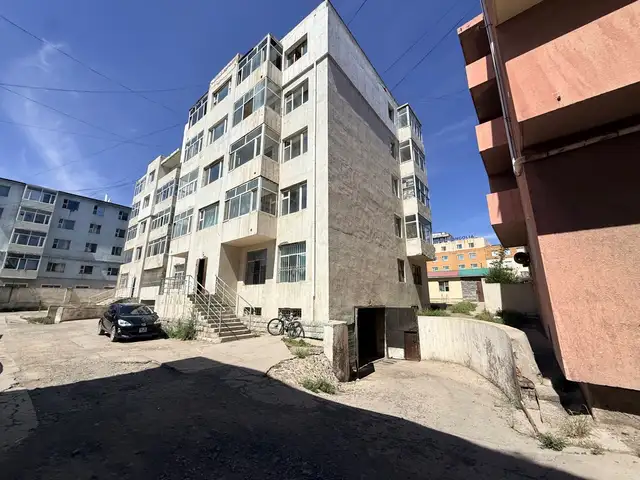 10-р хороололд 4 өрөө 74m2, Улаанбаатар — Баянгол — 10-р хороолол