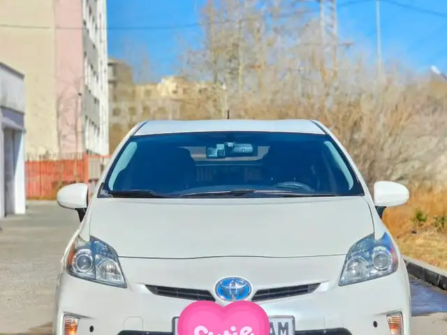 Toyota Prius 30